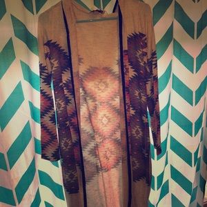 Long-sleeved cardigan